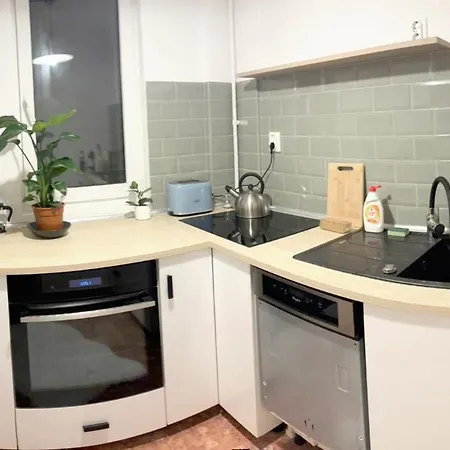 Lola's Cozy Center Bukareszt